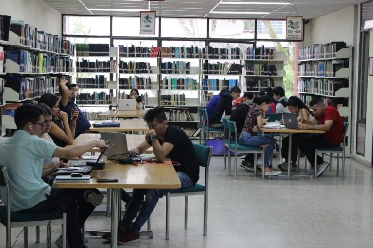 Una apuesta por mejorar la conectividad en las bibliotecas del Tolima