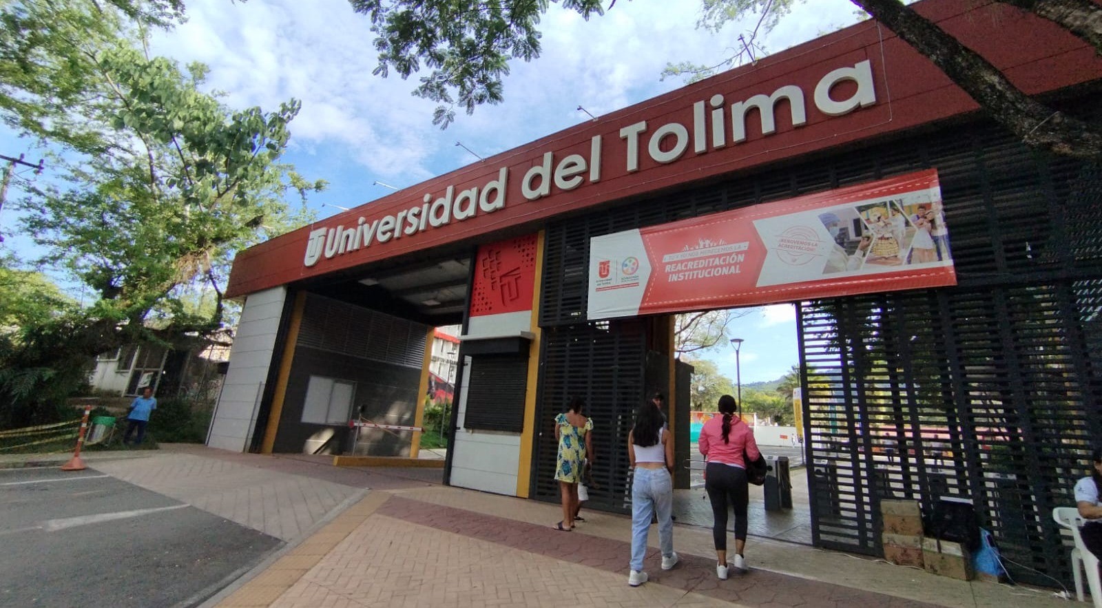 Educadores podrán aspirar a posgrados en la UT con becas del MinEducación