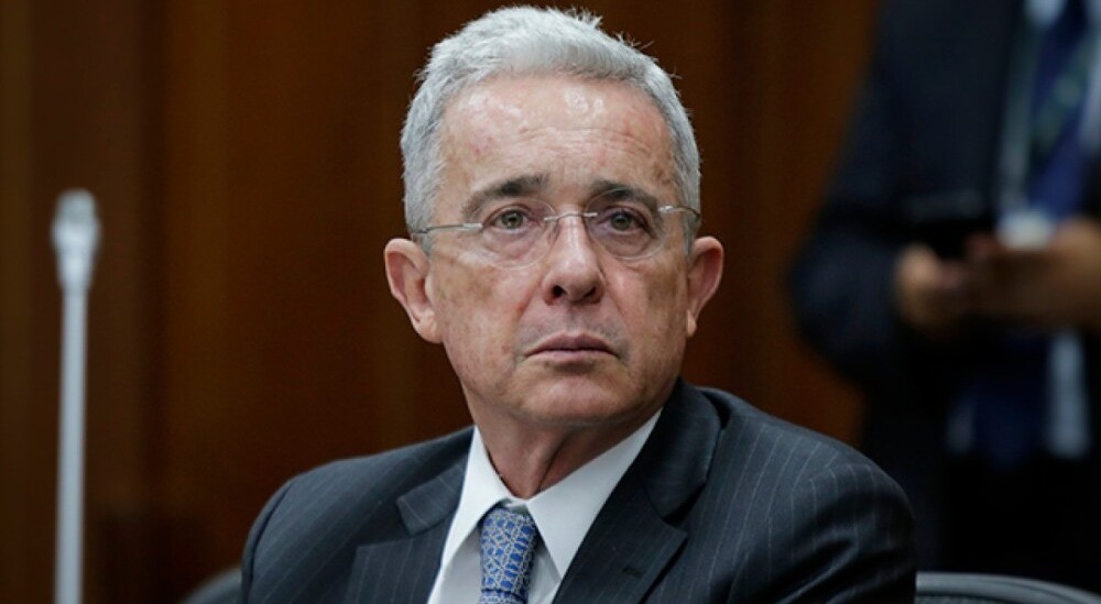 Uribe tendrá que ir a juicio por soborno de testigos