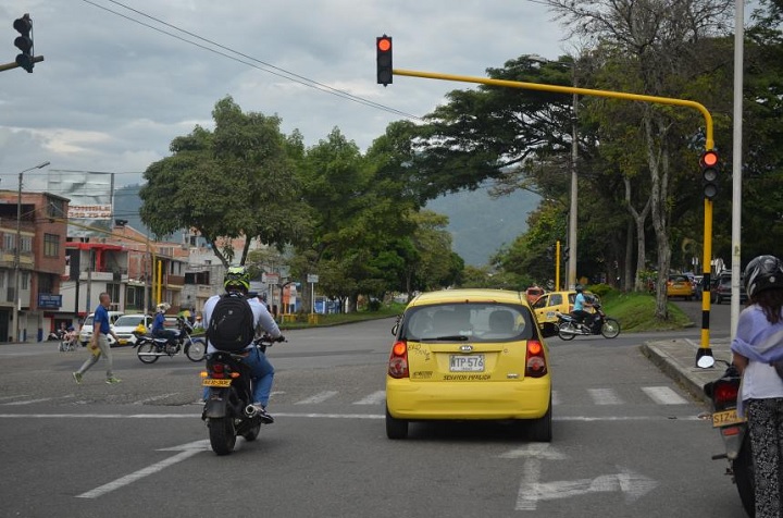 Tres proponentes para mantenimiento de la red semafórica de Ibagué