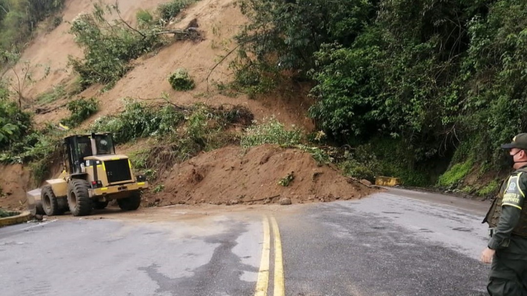 Cajamarca exige al Ministerio de Transporte solucionar la movilidad en la vía Cajamarca - Ibagué