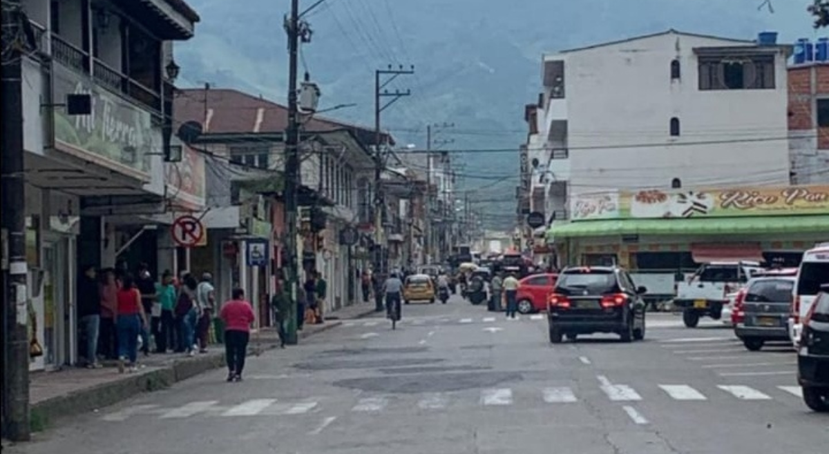 Vía a Manizales sí pasará por vía central del Líbano