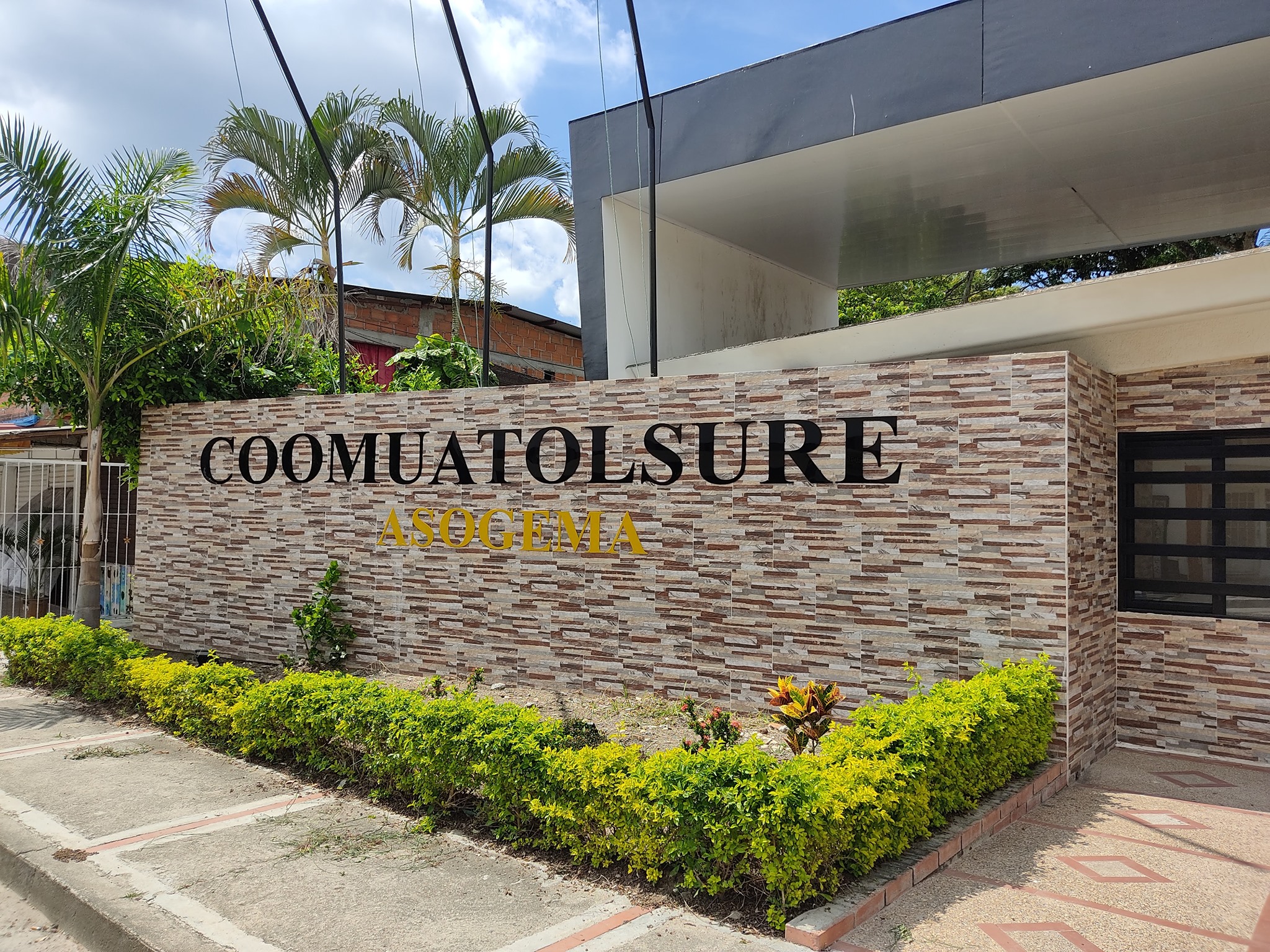 Denuncian 'patanería' de directivo de Coomuatolsure