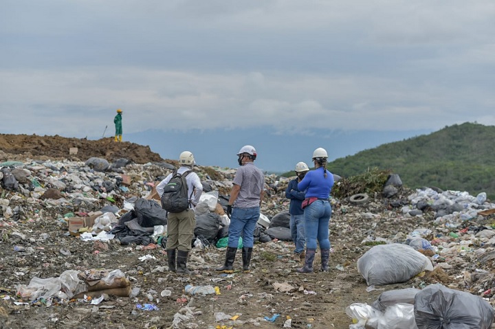 Visita de inspección al relleno sanitario La Miel de Ibagué
