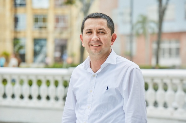 "El hecho que mi aval principal sea el de la U, no significa que pierda mi independencia": José Barreto