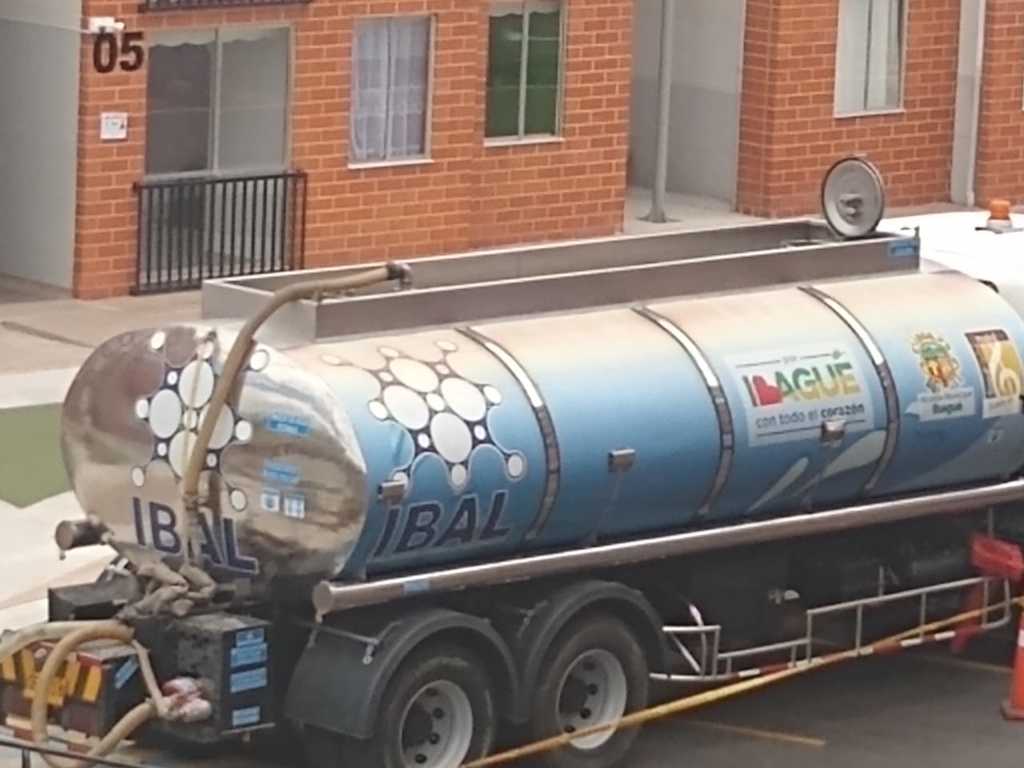Ibal recomiendó ahorrar agua por fuerte verano