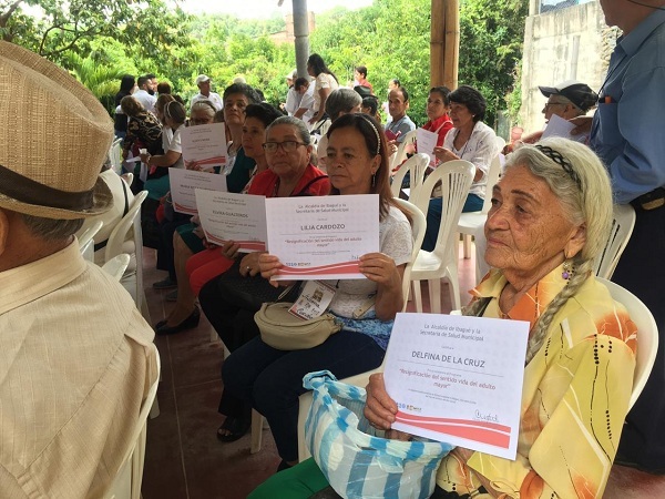 Implementan estrategia para prevenir suicidios en población adulta en Ibagué