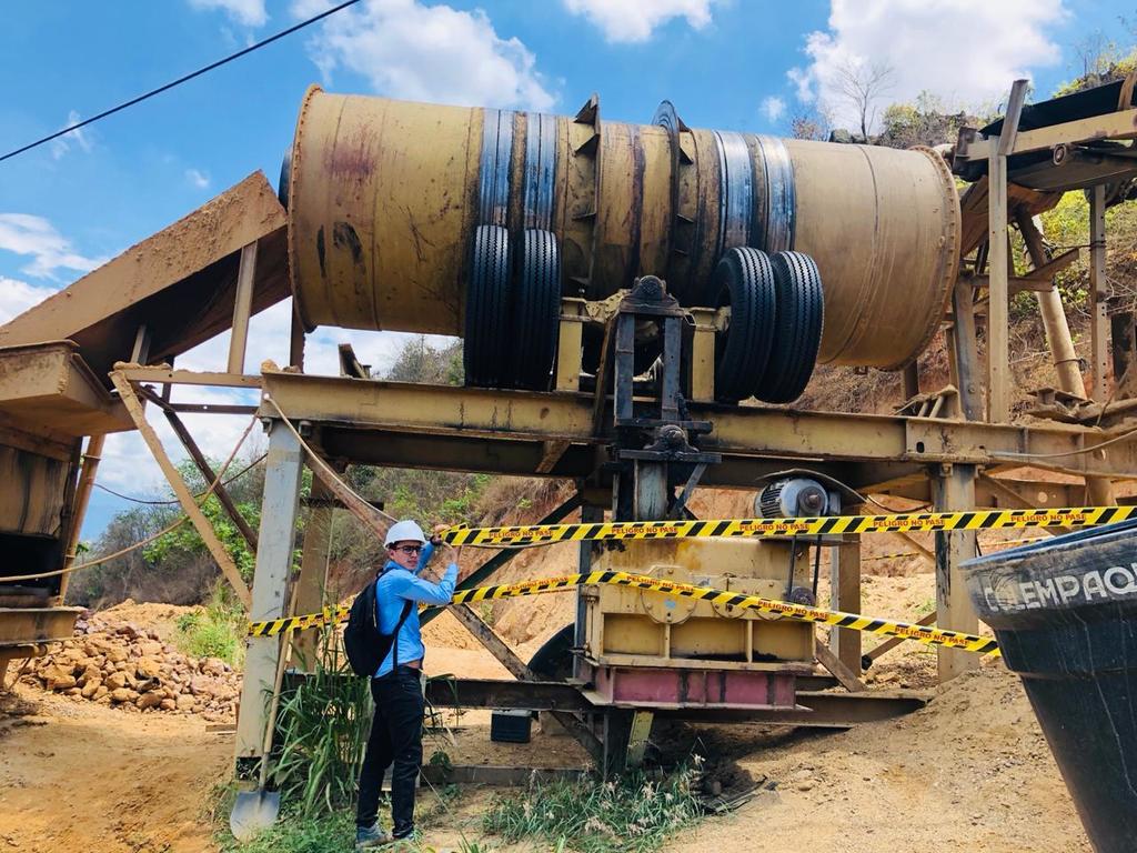 Suspenden preventivamente explotación minera en Carmen de Apicalá