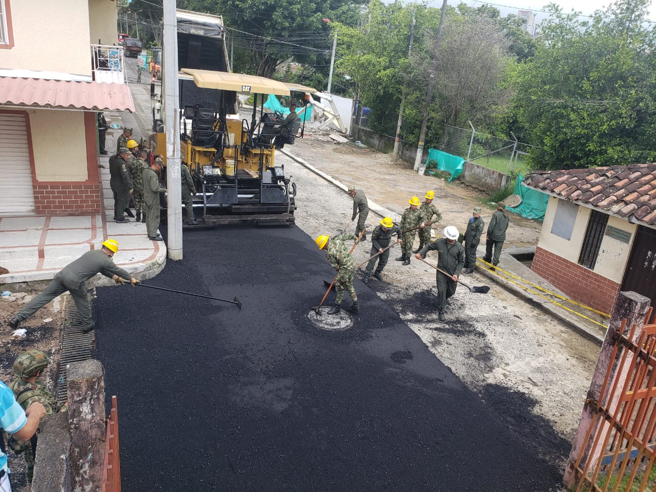 Ingenieros Militares, entregaron una nueva vía al servicio de la comunidad en el sur de Ibagué