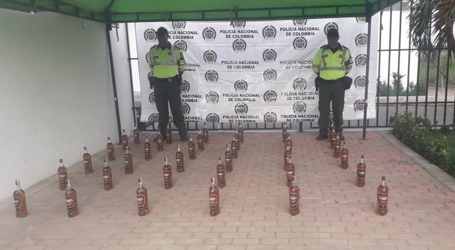 Policía incauta  licor de dudosa procedencia