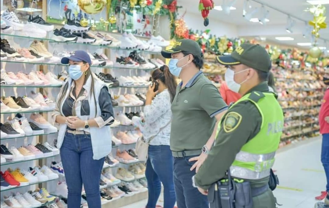 Levantan el 'pico y cédula' para el comercio de Ibagué