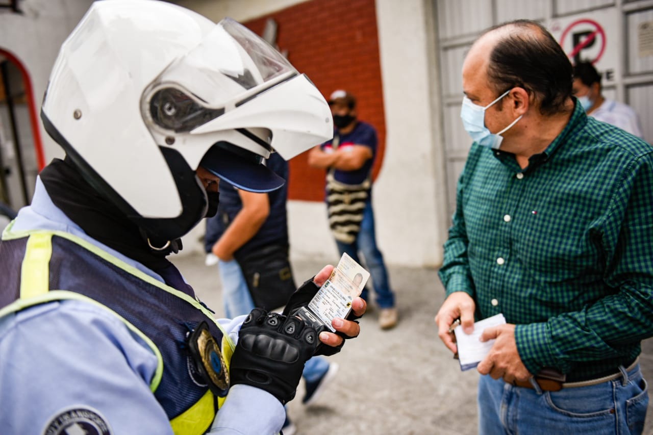 ¡Ojo! Advierten multa de $440.000 por parqueo indebido en Ibagué