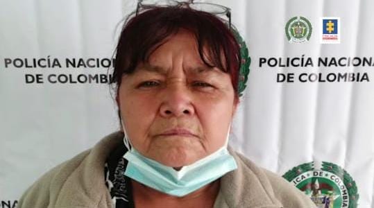 Detienen a mujer presunta traficante de moneda falsa