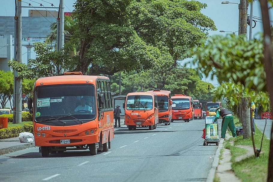 Las busetas en Ibagué ahora deberán operar hasta las 10:00 de la noche
