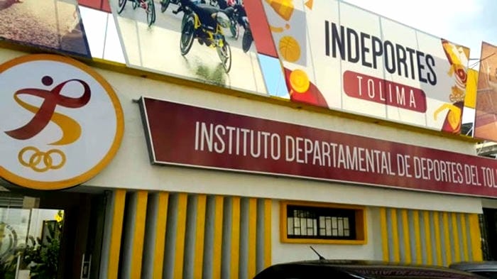 Denuncian presunto direccionamiento de entrega de contrato en Indeportes