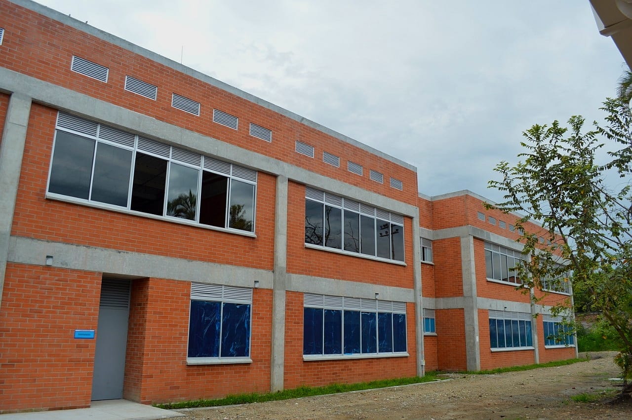 Así luce el renovado colegio Francisco de Paula Santander de Ibagué