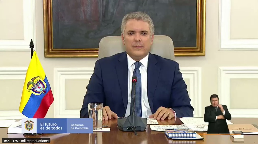 Iván Duque se dirige en el primer día de cuarentena a Colombia