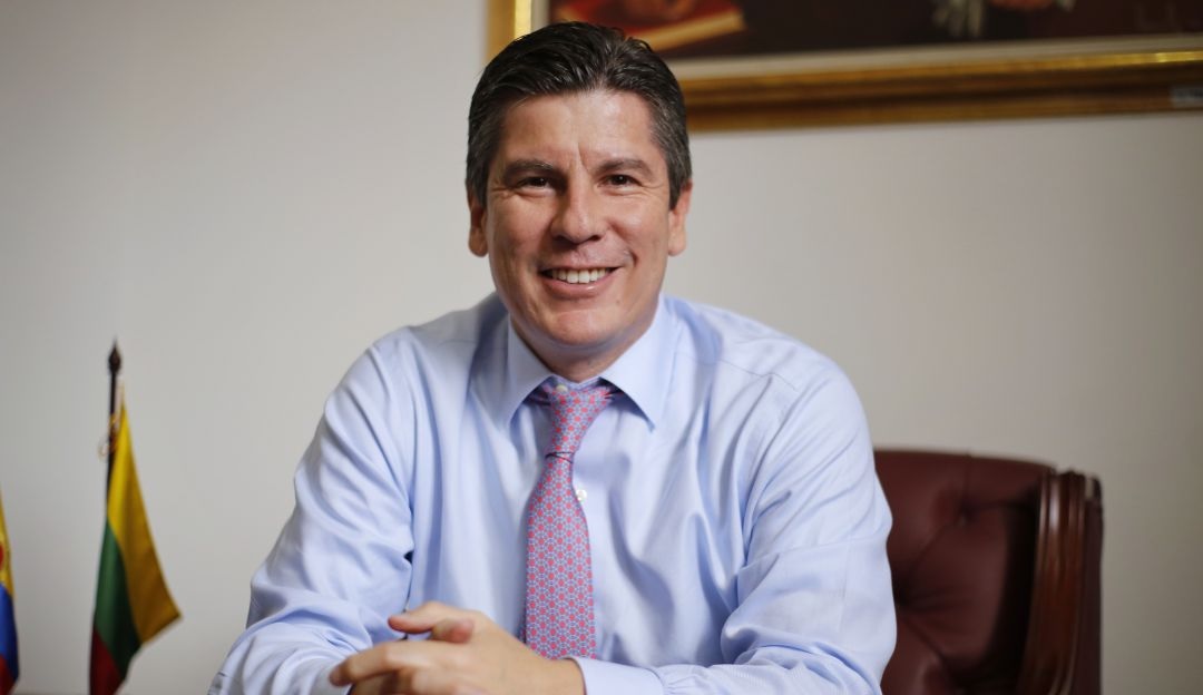 “El Presidente Uribe jamás me ha dicho que compre votos”: Ricardo Ferro